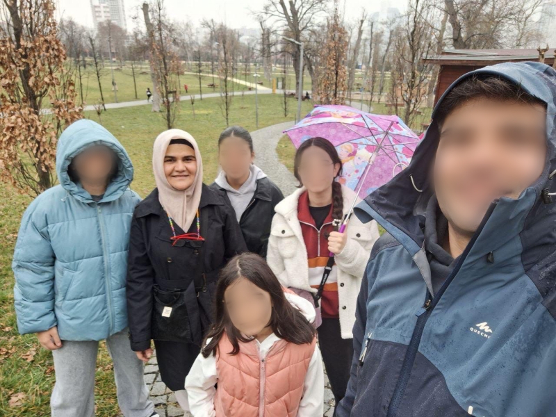 sevincozarslan's tweet photo. İstanbul Başsavcılığı'nın 7 Mayıs'ta gözaltına alınan ev hanımları ve öğrenciler hakkındaki iddialarını okuyorum. Yöneltilen suçlamalar evlere şenlik:

"BOWLİNG OYNAMAYA GİTMEK, Youtube'ta Emine Eroğlu'nun Risale-i Nur sohbetlerini dinlemek, KHK'lılardan alışveriş yapmak, iftara davet etmek, dua paylaşmak, altın günü düzenlemek..."

DikkatKoğuşta BebekVar

https://t.co/3otEReaC8h