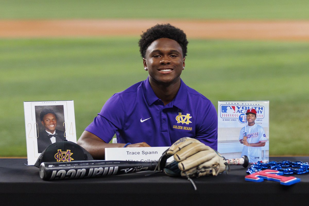 Trace Spann (2B) from Lake Ridge High School Mansfield, TX signed with Miles College baseball