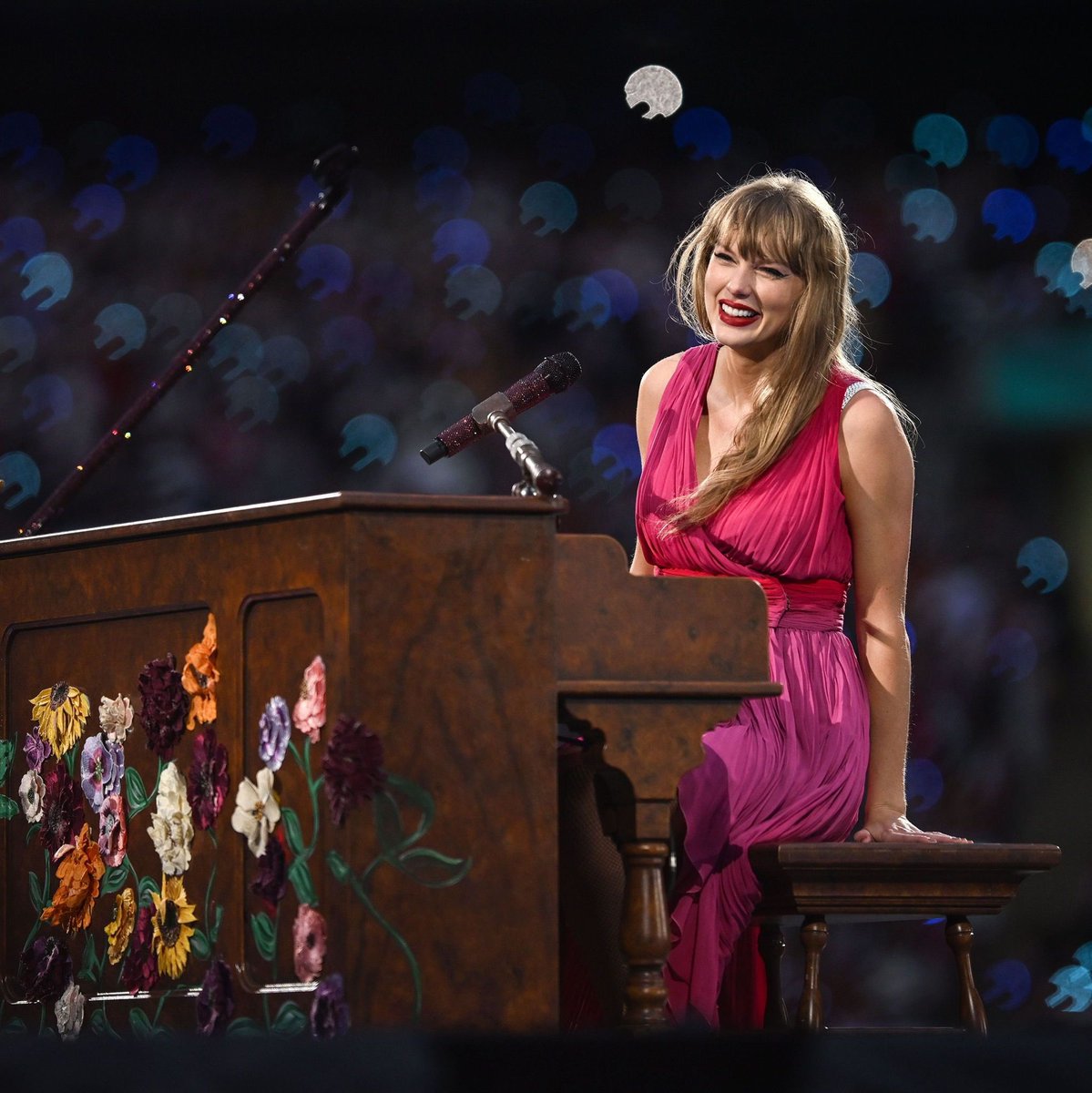The Eras Tour Singapore tweet media