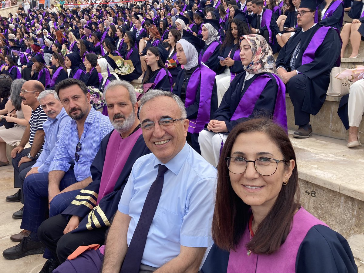 SadiSeferoglu's tweet image. Hacettepe Üniversitesi Eğitim Fakültesi 2024 yılı mezunlarını uğurladık.
(6 Temmuz 2023 - Saat: 18:00-20:00)

Bütün mezunlarımızın bahtları açık, şansları bol olsun🌺🌺🌺

#hacettepemezuniyet #mezuniyet #commencement #hacettepe #HacettepeEğitim