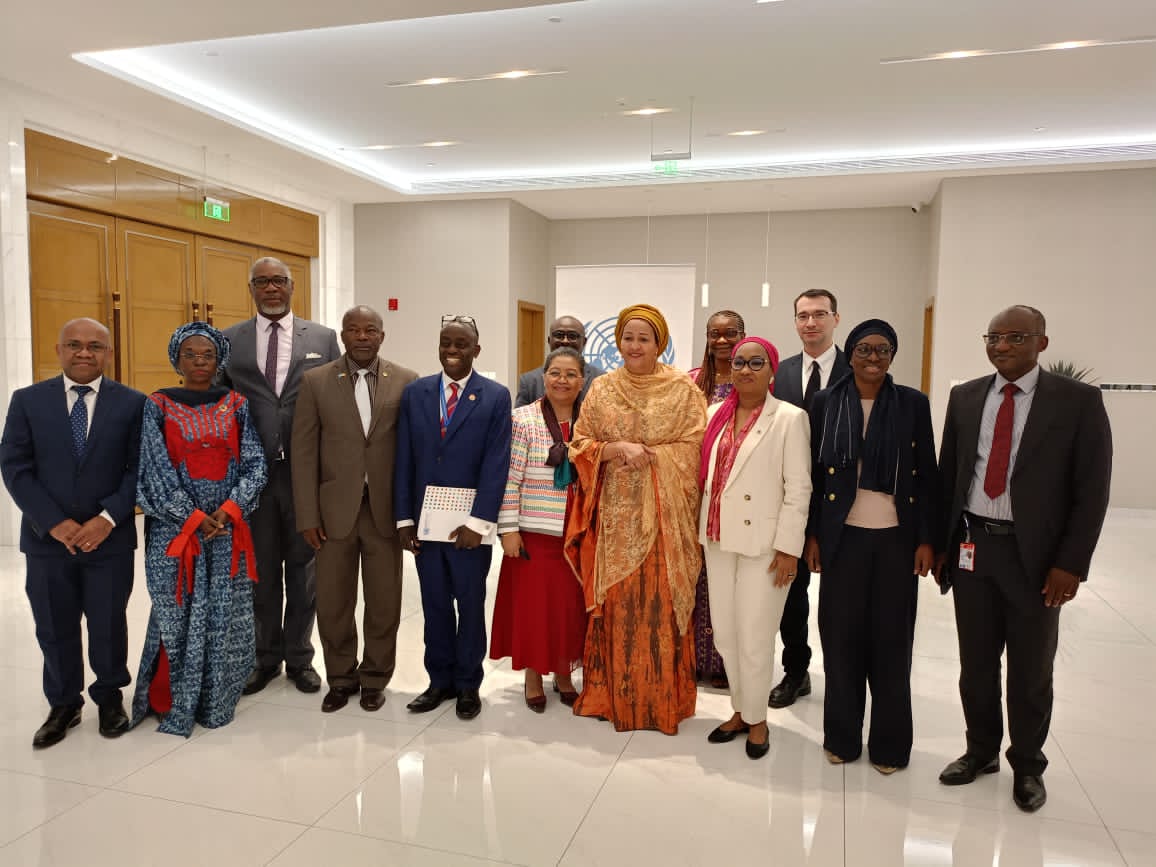 Rencontre <a href="/AminaJMohammed/">Amina J Mohammed</a> &amp; UNCT <a href="/UN_Congo/">ONU Rép du Congo</a>. Soutenir et encourager les équipes pays à œuvrer ensemble pour le développement durable, les urgences &amp; le relèvement .