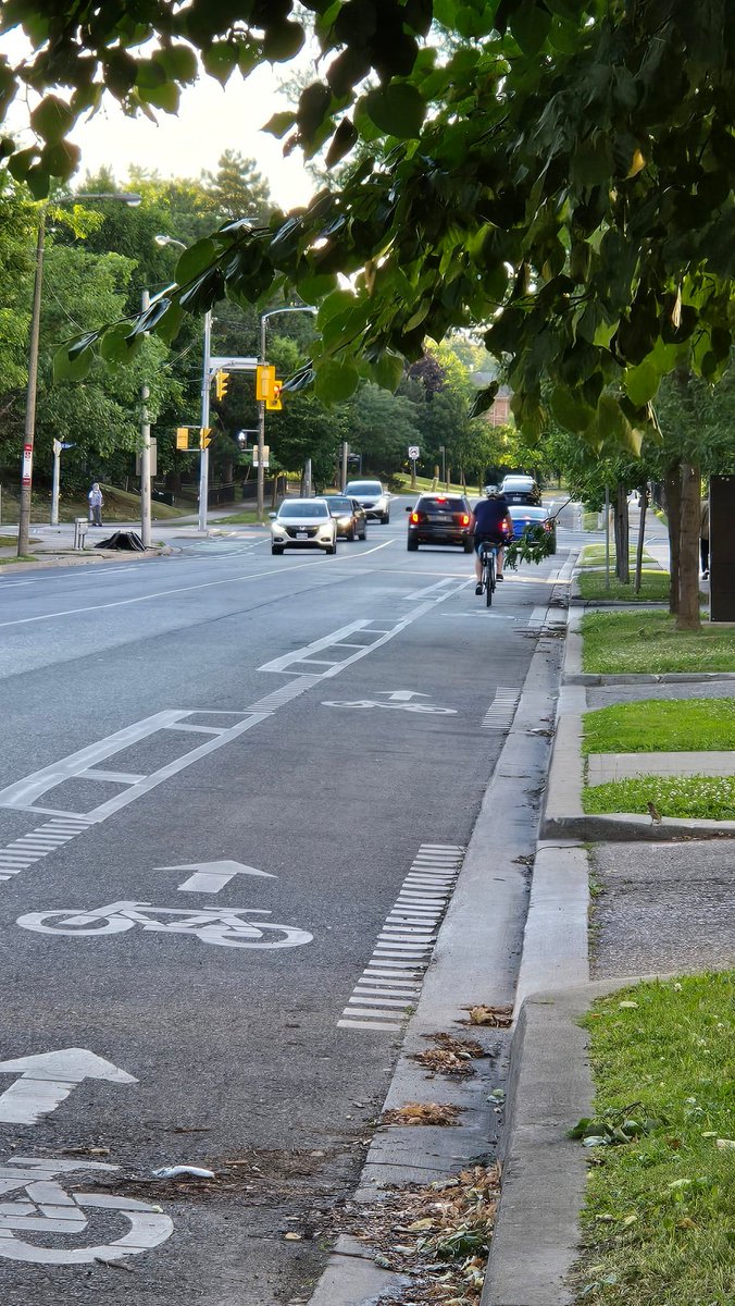 Bike lane near #FlemingdonPark #DonMills #Toronto 👏Lots of kids in this area. Really nice to see this.