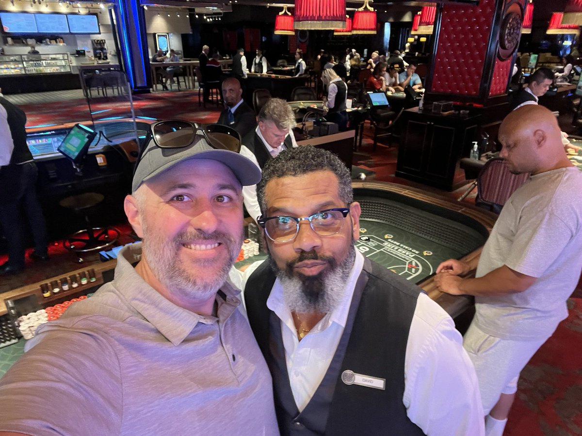 TheDegenerate75's tweet photo. I spent the day taking the wife out around Vegas, throwing dice with old friends &amp; just enjoying it all.

What an incredible day

When you take life one day at time &amp; just live for today, it makes handling all the BS life throws at you so much easier.

Thankful for another day 😁 https://t.co/QdgxAkilAe
