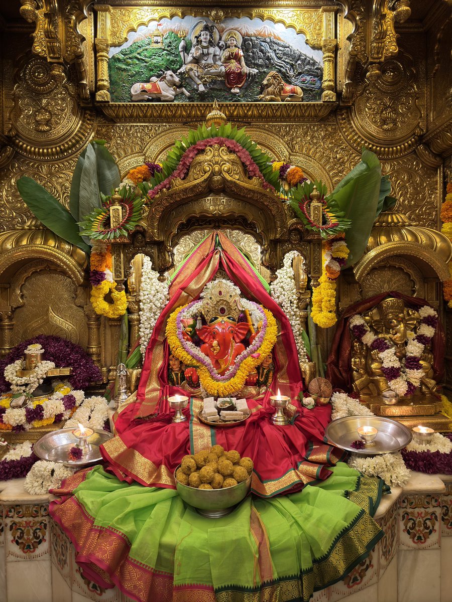 🙏 गणपती  बाप्पा मोरया 🌺मंगलमूर्ती मोरया 🙏०७/०७/२०२४
🙏Ganapati Bappa Moraya 🌺 Mangalmurti Moraya  🙏07/07/2024