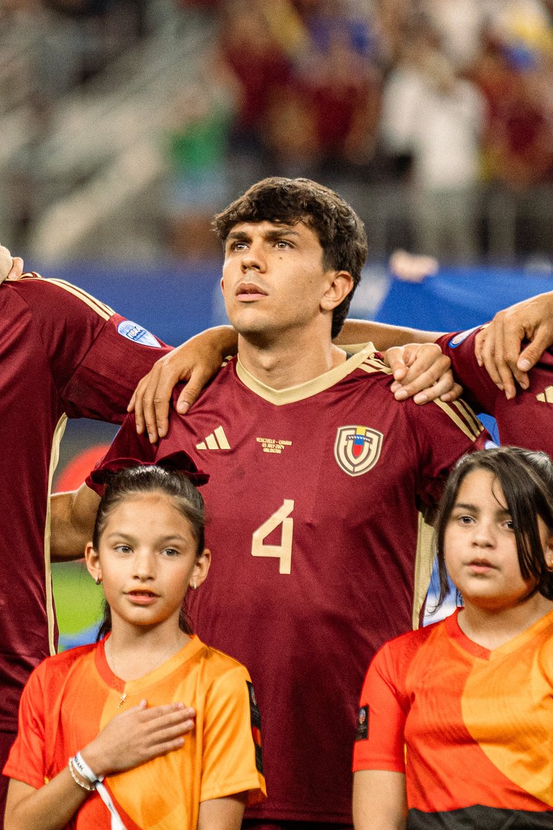 JonAramburu3's tweet image. Gracias Venezuela. Los amo💫❤️‍🩹