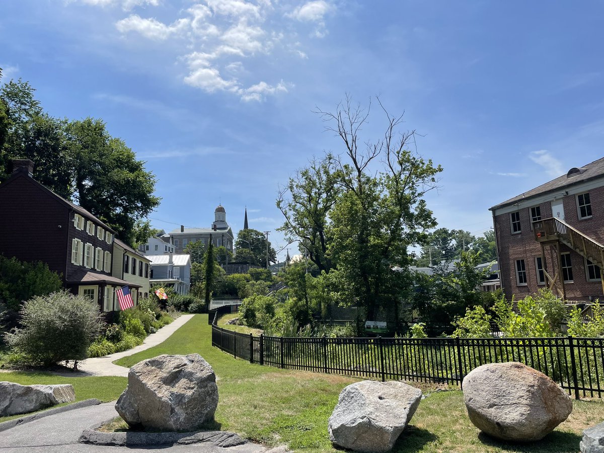 Shakacon1's tweet image. Da 4nd of August is my favorite Gala.