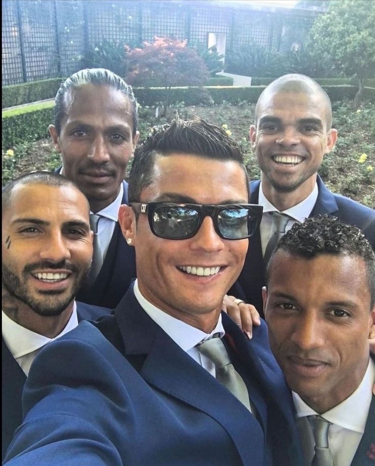 A group of players who gave their all to bring the first international trophy home.🇵🇹