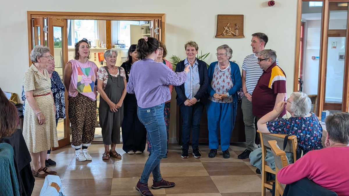 Sinéad Florence Livingston tweet media