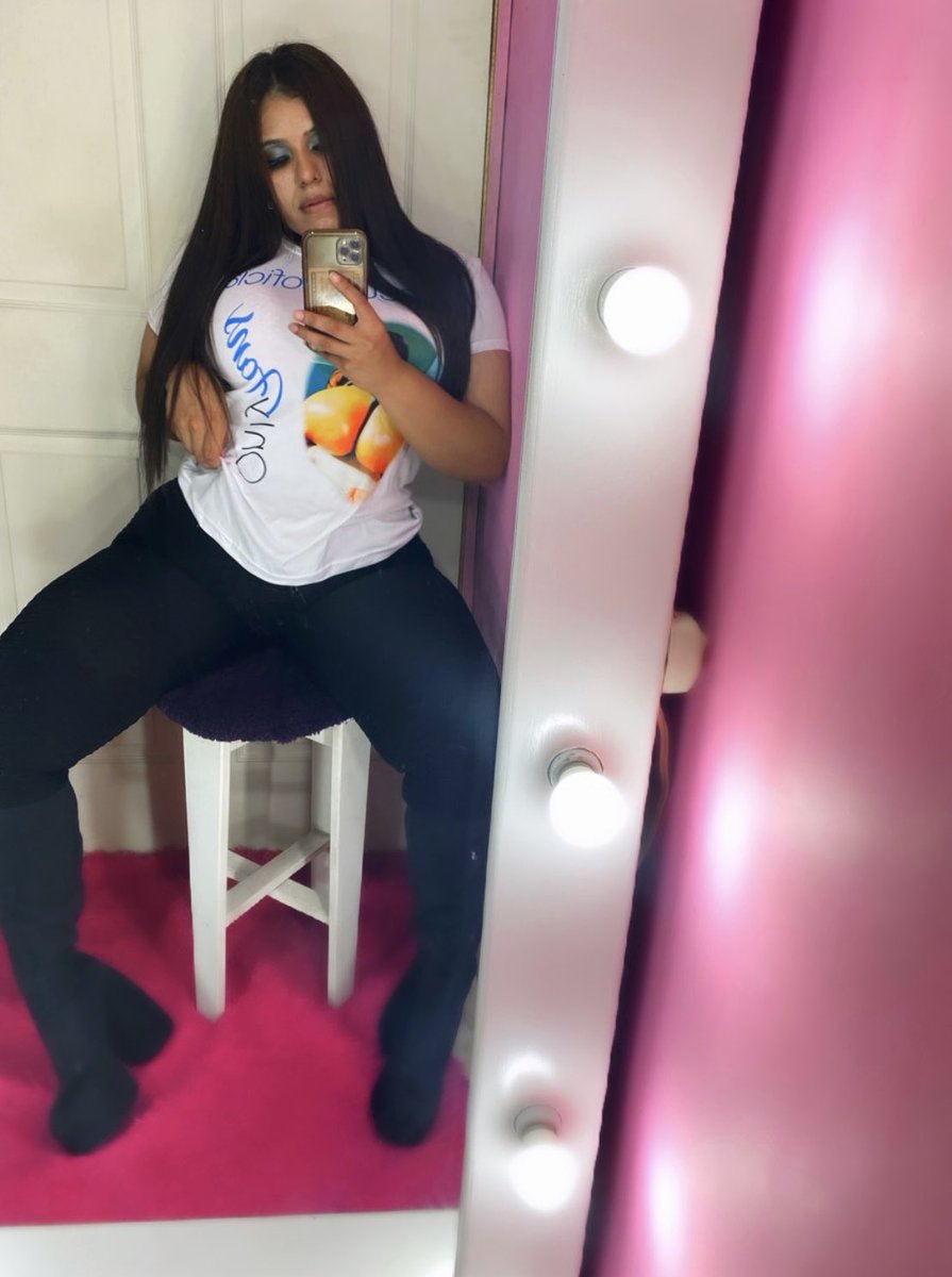 YamcurvyG's tweet photo. Hola cositas 😈 jugamos hoy 🔥

https://t.co/FtVr9HzgOO
👆🏻👆🏻👆🏻
#catracha😍🇭🇳 #lacurvyexclusive #fueradelocomun💎 #telegramadulto 
#honduras🇭🇳 #videosparati🔥#curvas de nivel
#exclusiva #wthasapp +504 9524‑4681 https://t.co/OQmVXQniXG