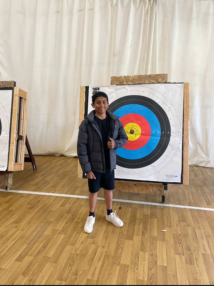 pentrelanguages's tweet image. Llawer o hwyl  penwythnos yma gyda blwyddyn 8 a 9 yn Llangrannog. 

Lots of fun this weekend with year 8 and 9 at Llangrannog.