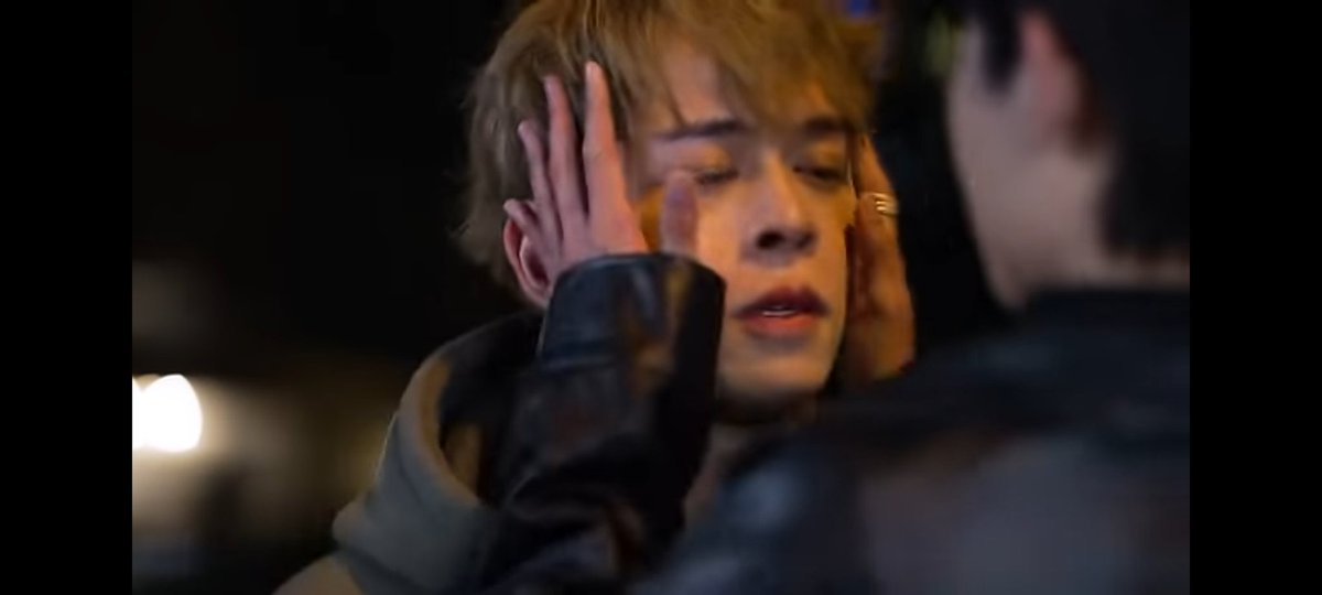 emanmahir18288's tweet image. It&apos;s so hard to deny what you feel like because your family this #vitamins #bl #beyourstar #boyslove #NguyễnBáVinh #HồĐôngQuan @itsshaqii @BlLLking @Gingeryou @baybay7575 @lillma_ @BLUPDATE2022 @BoysLoveHubENG @EabOos @Emilyi_20 @Hemi_war