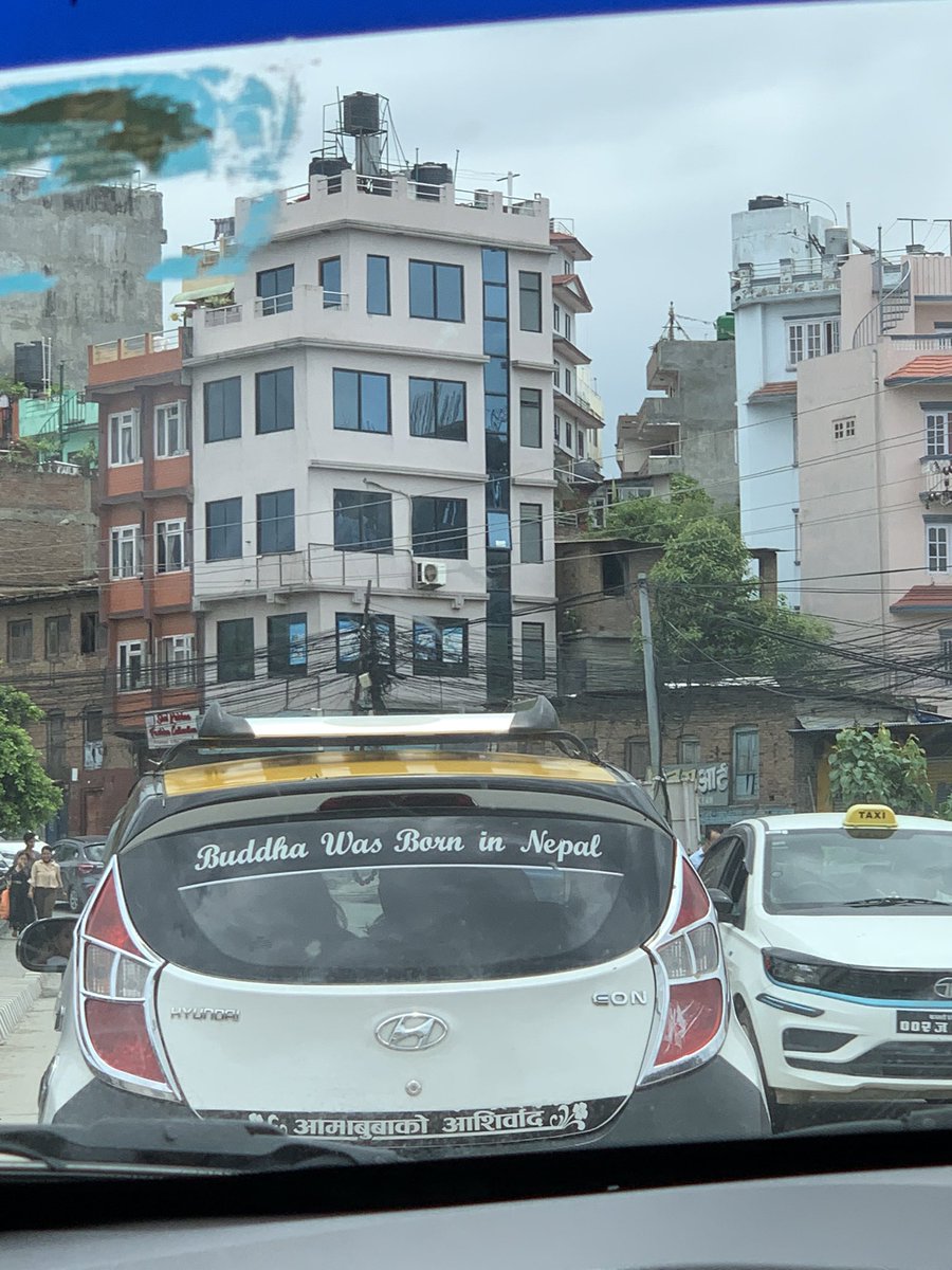 farwabatoolx's tweet photo. When in Kathmandu 🇳🇵 https://t.co/pJ5xUnhGiq