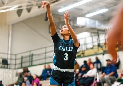 2025 Sydney Worsham <a href="/sydneyworsham25/">Sydney Worsham</a> has been strong on several occasions. Smart creator but also makes terrific reads finding her teammates as well. #LadyPhenom <a href="/ASGRBasketball/">ASGR</a>