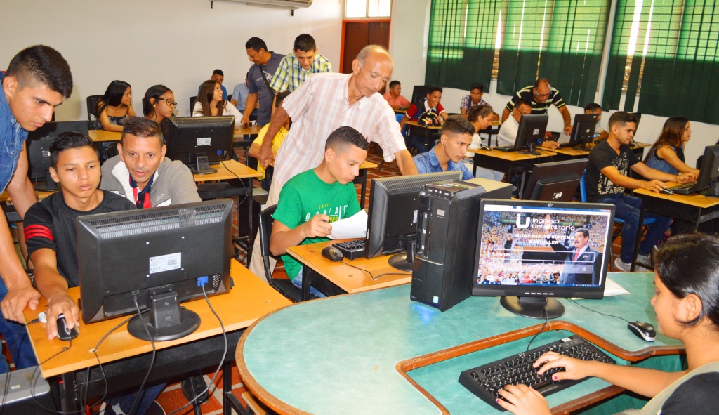 UnellezOficial_'s tweet photo. La educación es la base del progreso, y en Venezuela, gracias a la #Unellez y al Gobierno Bolivariano, es una realidad accesible para todas y todos. #EducaciónGratuita #VenezuelaSoberanaYPlena https://t.co/9tv2E02log
