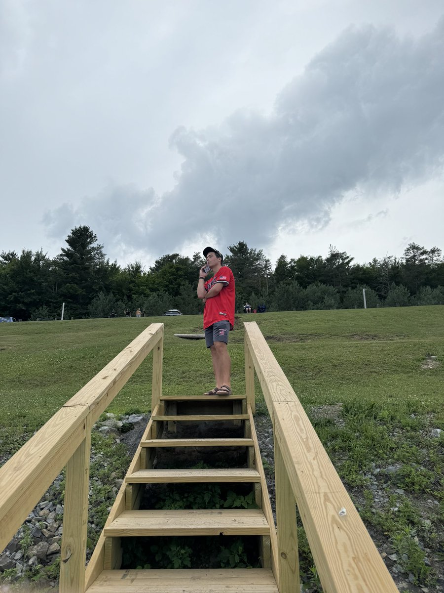 Someone get at this man <a href="/drewnelly_2/">Drew Nelsøn</a> 
#portal