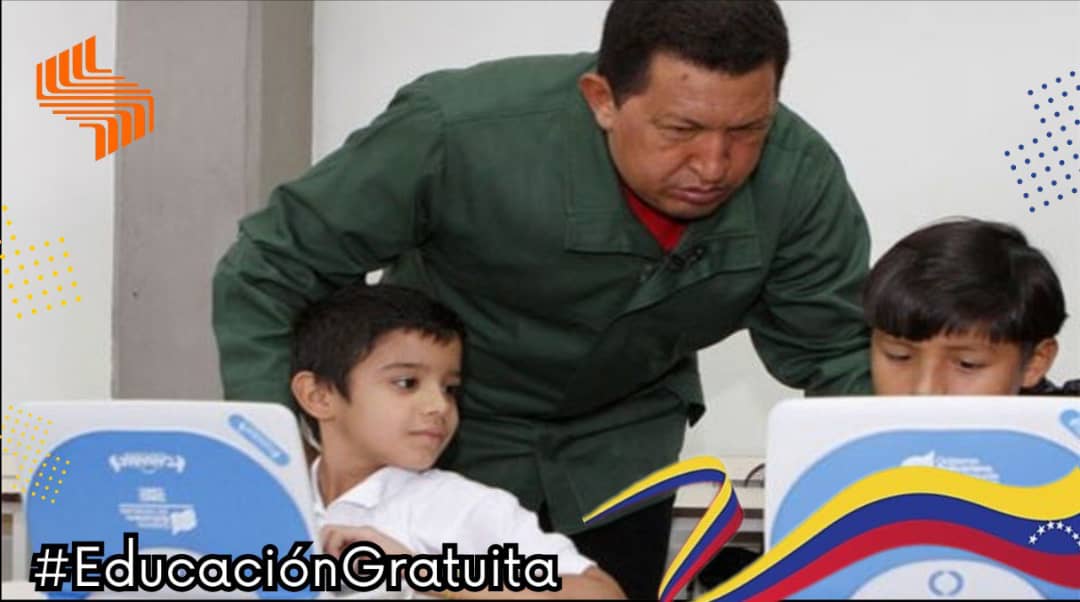 Sandri_IU's tweet photo. Tanto en #Barinas como en toda Venezuela🇻🇪 la #EducaciónGratuita es un derecho que se ha ganado su pueblo y la Revolucion Chavista se los concedió. Derecho que la oposición quiere privatizar 🤬
Diga NO! Sus hijos tienen derecho a educarse gratis!
@sandraoblitasr 
@NicolasMaduro https://t.co/L6KOp88EX7