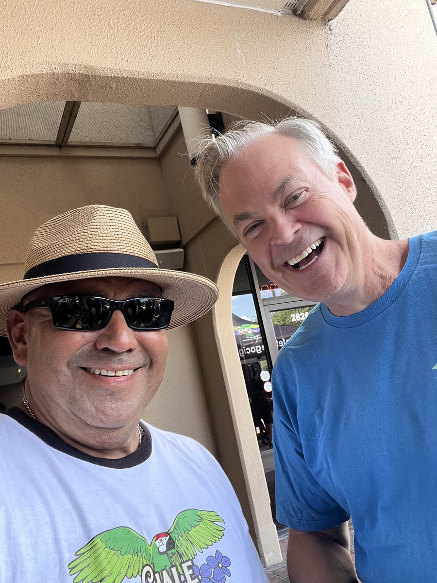 Good to see Old Friends and making New Cigar aficionados!