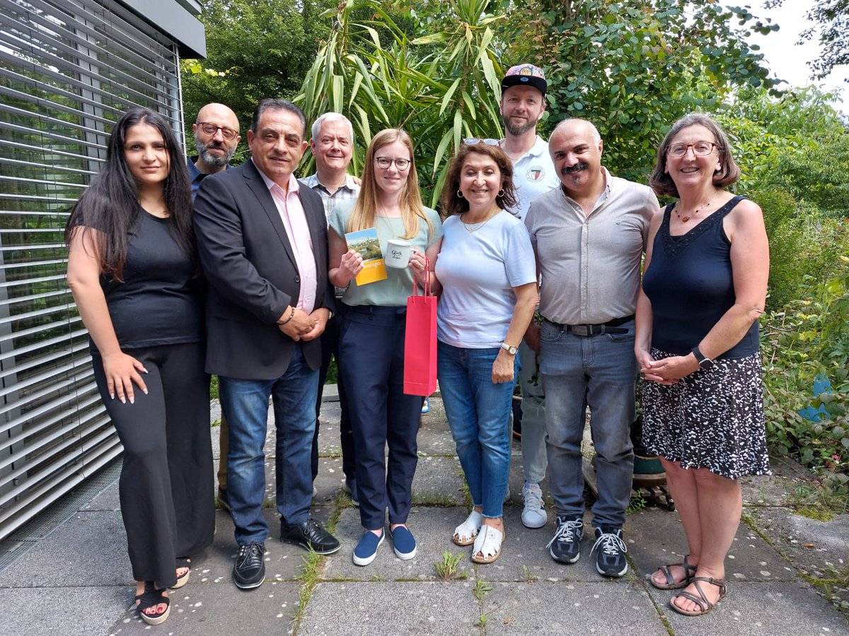 AGMuV_Bayern's tweet photo. Landesvorstandssitzung unserer AG in Weiden: einen ganz herzlichen Dank an unsere stv. Vorsitzende Dr.  Sema Tasali-Stoll für die Organisation vor Ort und die Bewirtung. Vielen Dank auch unserer örtlichen Landtagsabgeordneten Nicole Bäumler für den sehr interessanten Austausch. https://t.co/HEtEfWmiLk
