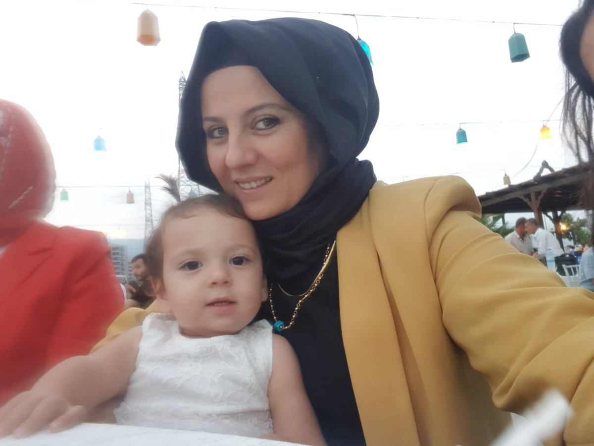 _Lila2_'s tweet image. KHK&apos;lı sınıf öğretmeni Ayşe Ercengiz, BDDK&apos;nın denetlediği lisanslı 
bankaya para yatırdığı için prametüre doğan 20 aylık bebeği ile birlikte tutuklanıp cezaevine gönderildi 

DikkatKoğuşta BebekVar‼️

#TURvHOL #BizimÇocuklar #TURvNET #EURO2024  #Samet #Turkey #Türkiye #Hollanda