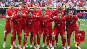 PrimeLacazet's tweet photo. Hepinizin emeğine sağlık buraya kadar tamamen bireysel yeteniğizle ve montella'ya rağmen geldiniz gurur duyuyoruz sizinle çocuklar. https://t.co/GhR6HItKVt