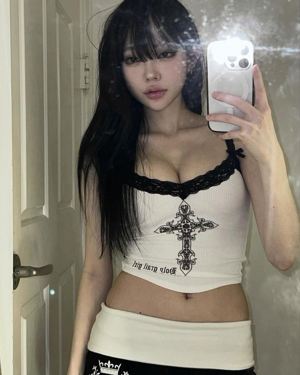 hi :) #selfie #nsfw #sexy #asian #cockrate #hoe #cute #teasing #slut #submissive #lightskin