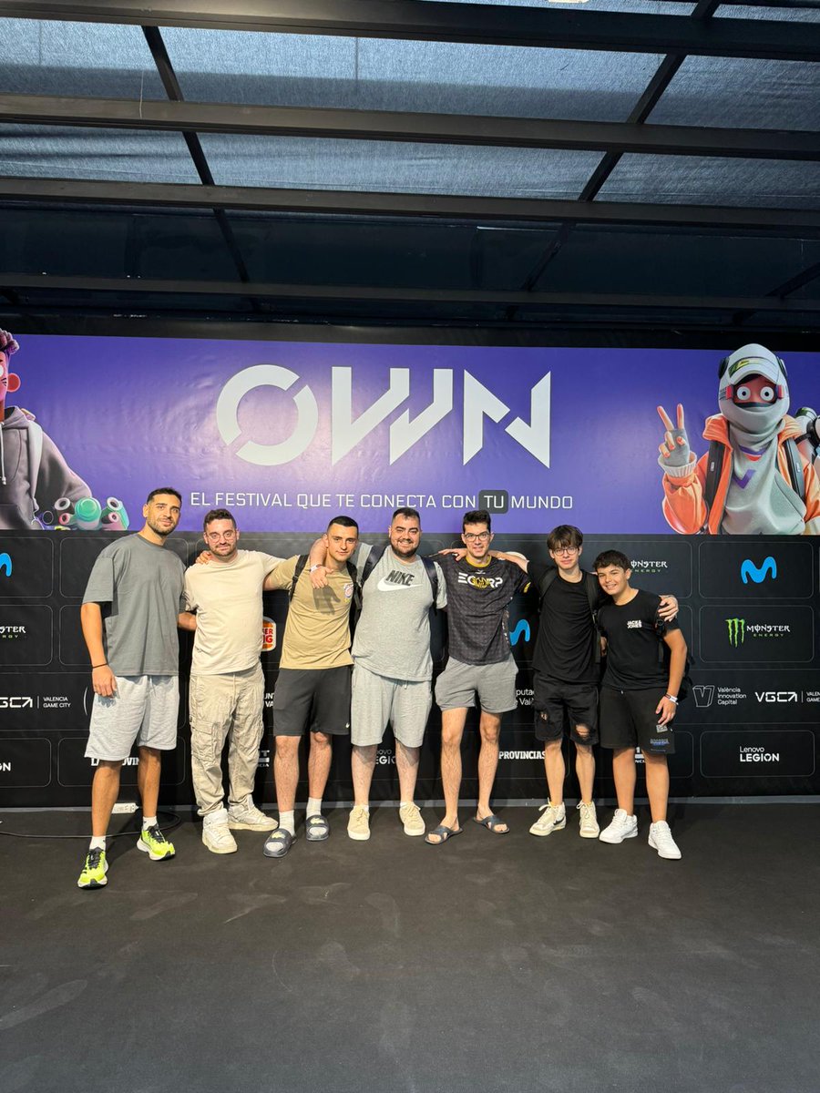 Pues caemos en los octavos de la DH vs bulgaro and co

Como siempre un placer competir con estos gordos
Habra que seguir dandole al CS