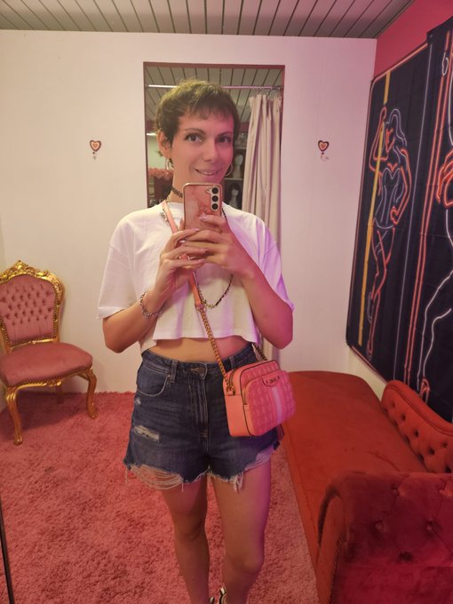 Vanilla me ☺️ Still on my feminization journey 💖 If I can do it, so can you !!!! https://t.co/Cxcxz3<a href="/tag/realloyalfans"class="tags"><span>#realloyalfans</span></a>