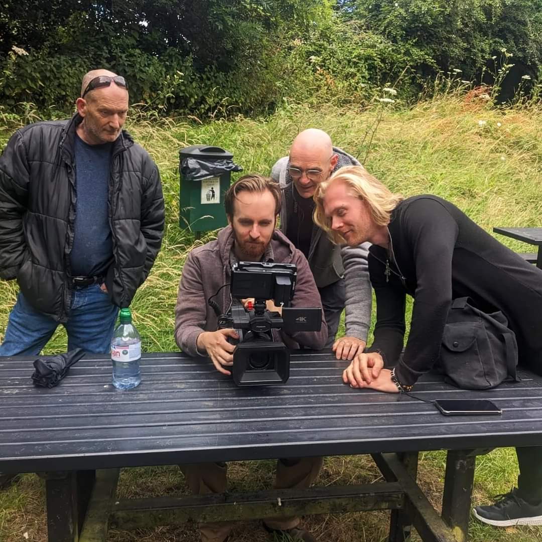 WildtexNetwork's tweet photo. Film lifestyle
#filmlife #filmlifestyle #onset #onsetselfie #onsetantics #actors #acting #sketches #sketchshow #badtasteshow #wildtex https://t.co/aMVByaWOJu