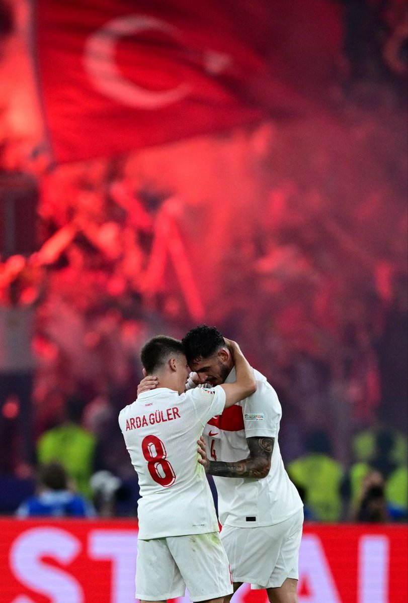 #EURO2024  boyunca bizlere yaşattığınız heyecan, mutluluk ve gurur için;

TEŞEKKÜRLER #BizimÇocuklar...

#BizimÇocuklar 🇹🇷

#TürkiyeDurdurulamaz

#EURO2024  #TURvHOL #NEDTUR