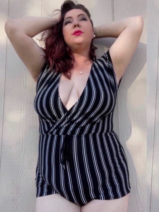 Don&rsquo;t bother messaging me if you&rsquo;re not sending!! Send LOSER! https://t.co/UhtG3VKb89