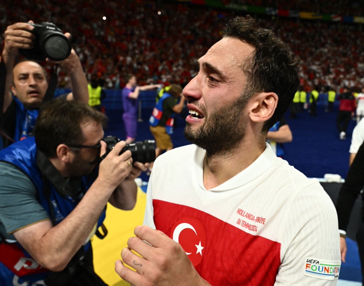 danış tweet media