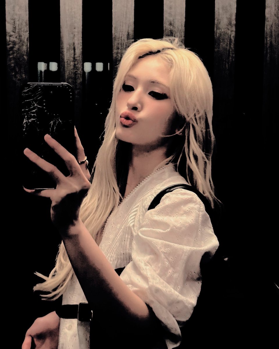miaerx's tweet photo. ⠀
⠀
⠀⠀ｨ્🎀jeøᥢ’精dᥝɣbøøk₊
⠀sᦅⲙsᦅⲙ’s५dᥝilɣ⭎updᥝtes
nlatıyor!! yepyeni geri dönüş
üm için ne  kadar çabaladığı
mın hikayesi. ㅋ ㅋ kesinlikle
sizlere bulabileceğim  en mü
kemmel şeyi sunmak istiyor... 
⠀ʚjuƖɣﾊ07›frøⲙ❫❪ⲙiᥝ،erxೇ
⠀
⠀ https://t.co/5FCyy3BwoT