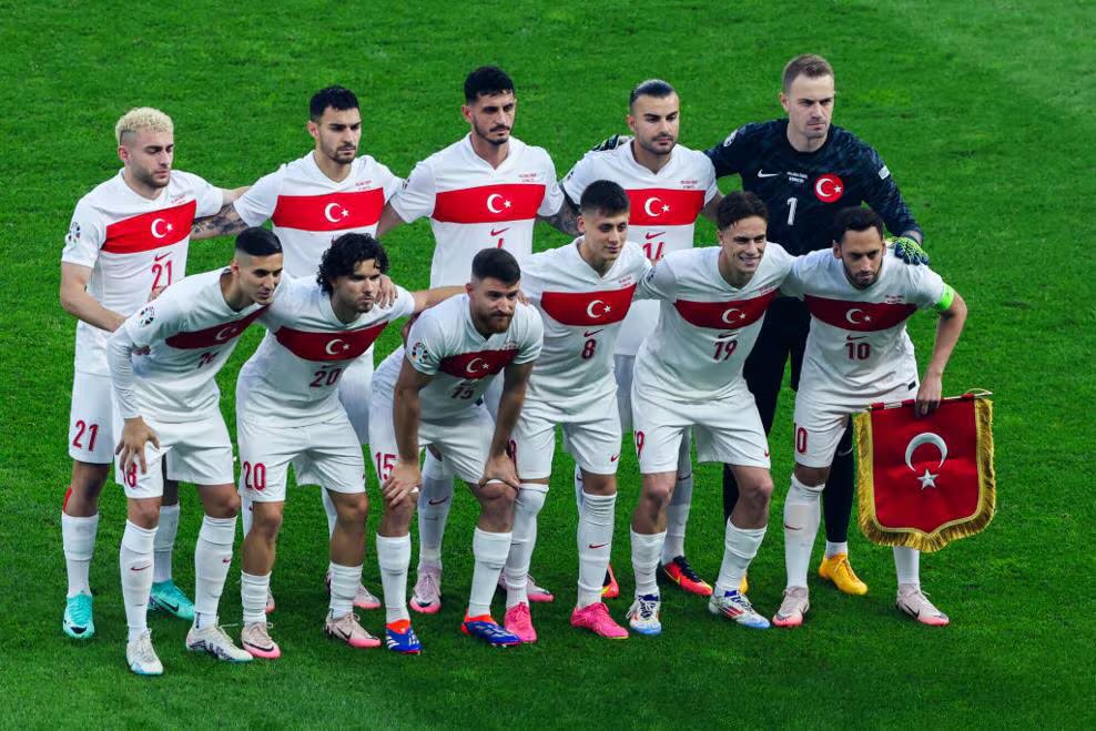 buraya kadar gelmeniz bile bizi çok gururlandırdı, keşke yarı finale çıkabilseydik ama hepinizin emeğine sağlık bizim çocuklar🤍❤️ #TURvHOL