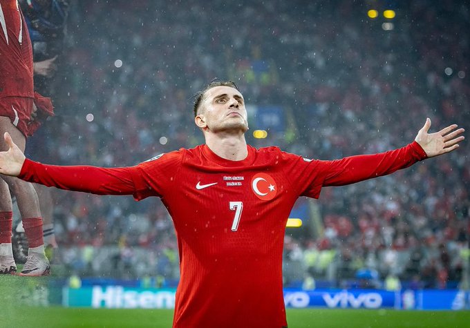 Kim ne derse desin, bu takımda Semih Kılıçsoy ve Kerem Aktürkoğlu çok fark yaratırdı. Turnuvaya beş maç forvetsiz çıktık.