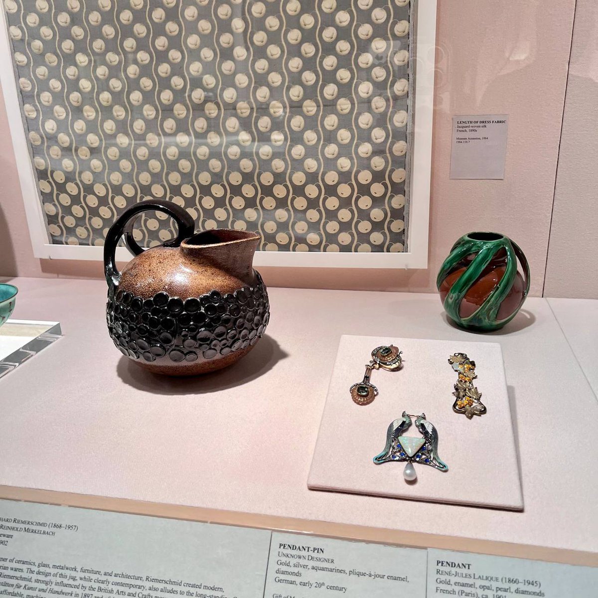 Go lightly,  come ⬝lightly, ᠍wave ﾠgoodbye to the ᱸweekend, ⳿and ﾠyour ﾠmood ​will ‍immediately ​become ᱸcheerful. ﾠThe  weekend ﾠis ᠎here, ‍be ᱸhappy, ᠎and ﾠlive ﾞfreely!