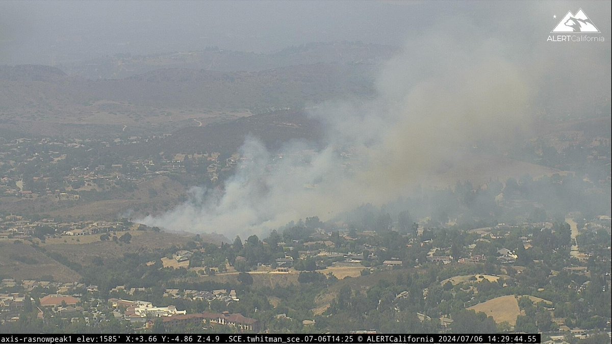 #ViewFire: Evacuation warning issued for Arroyo View from Lawrence Dr to Warmsprings. #ThousandOaks