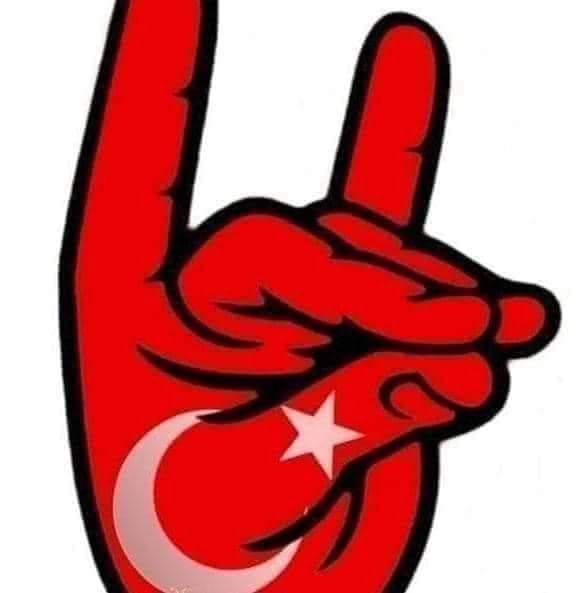 Maçı alamadık ama
Hepsinin aklını aldık.❗

Teşekkürler Bizim Çocuklar👏🏻👏🏻🇹🇷