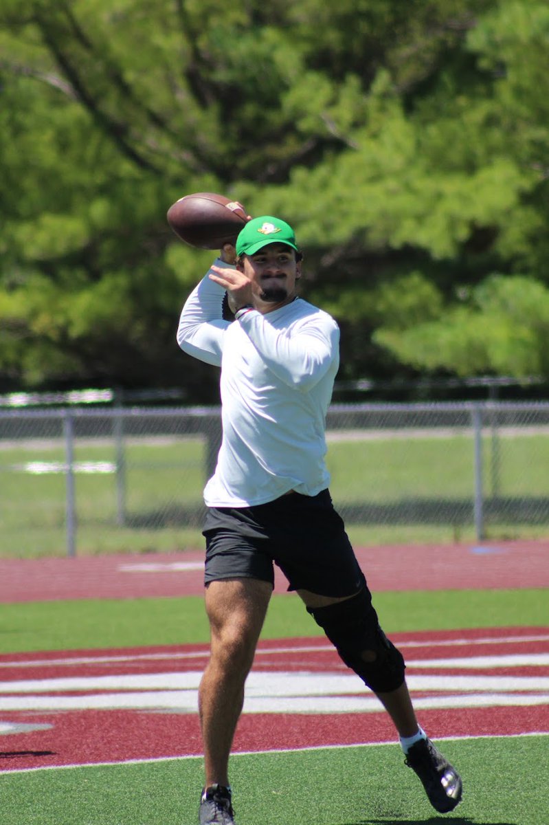 "Work hard in silence; let success make the noise" 
- Frank Ocean 
@CoachCagleBC 

link to photos: 
photos.app.goo.gl/rfVFLKCzpJGVb6…