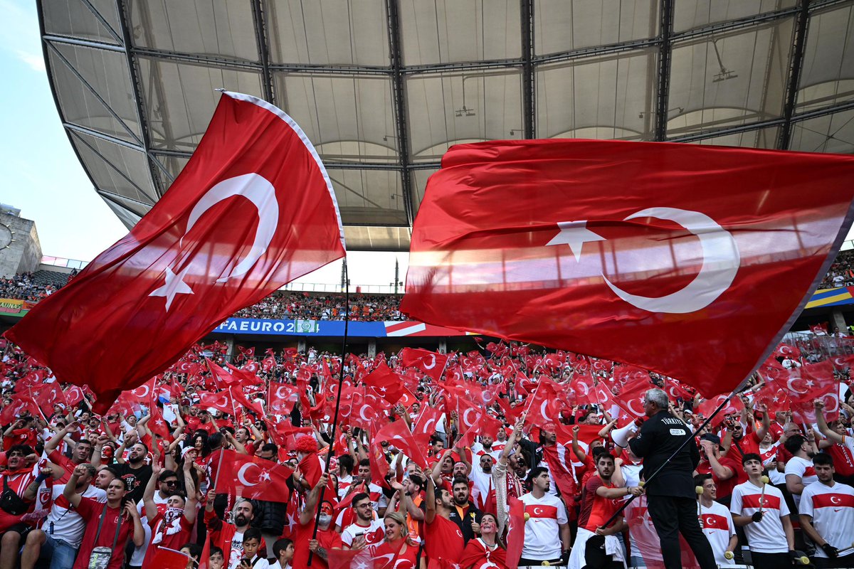 MilliTakimlar's tweet photo. Turnuva boyunca verdiğiniz sonsuz destek için teşekkürler… ❤️🤍 https://t.co/FBsOrL1cKW