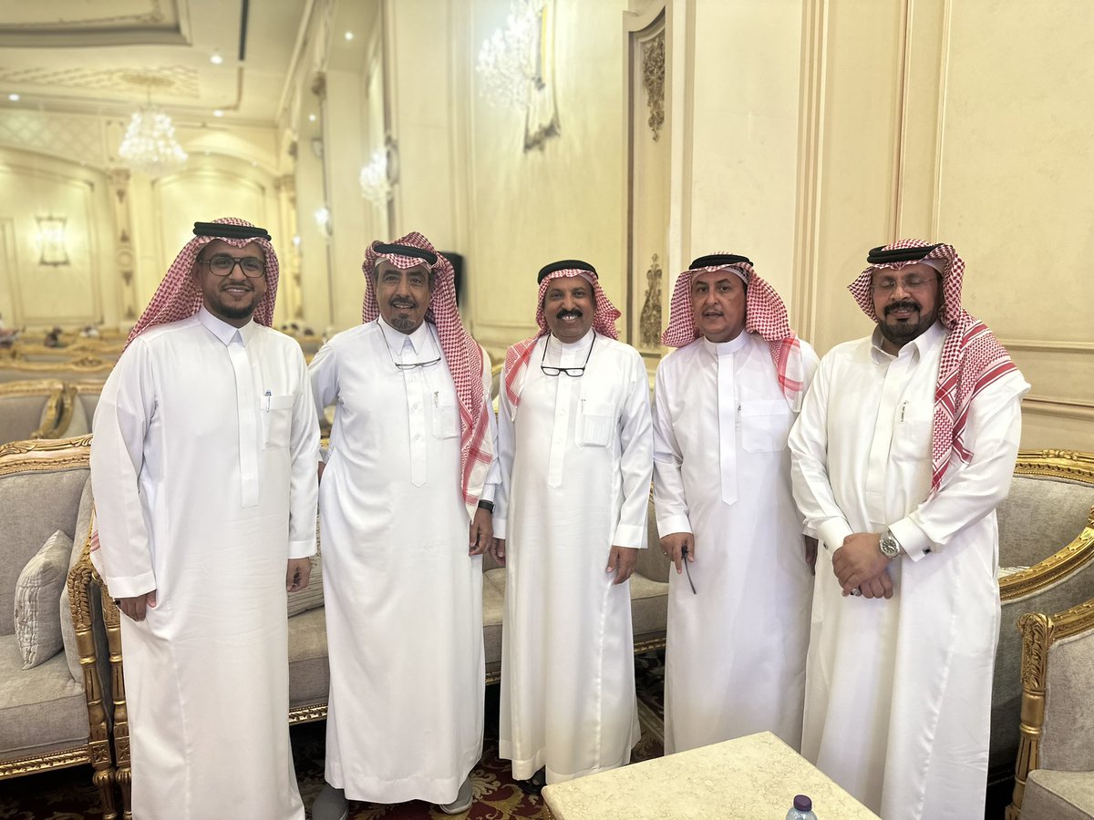 abumshaal1's tweet photo. زواج الشاب #هاني_الوزاب حفاوة وترحيب وكرامة من ال #الوزاب كثر الله خيرك أخي @albarq_allamea @alwzab شيلات وعروض شعبية https://t.co/eag8V5Emzt