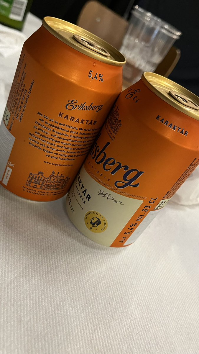chris_okinawa's tweet photo. 細かい事はあれこれありますが、とりあえず無事に終了しました‼︎
ライブ後のビールは最強に美味かった〜
明日からはBOWWOWG2の応援も含めフェスを楽しみたいと思います‼︎
#TIMETOROCK https://t.co/MIueHKMyXf