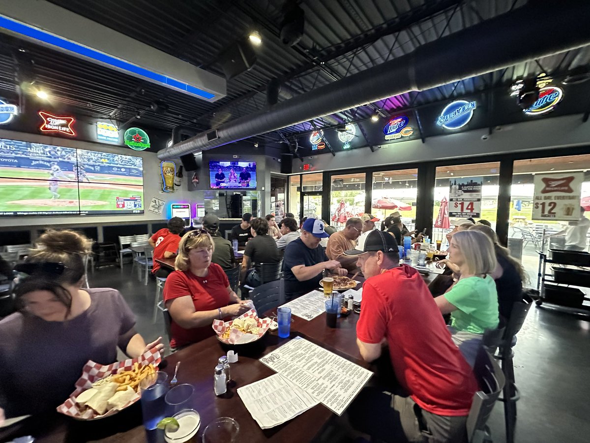 8th Annual 4th of July Wiffle Ball Ball Tourney…great day of friendly competition followed by an enjoyable meal at Pops Sports Bar!

Best team in Baseball! 
<a href="/AthletesHQElgin/">Athletes HQ®️</a> <a href="/BHSHawkBaseball/">Bartlett Hawks Baseball</a> @LPBaseball2023 <a href="/sehsstormbb/">SEHS StormBaseball</a> <a href="/SCNbaseball/">SCN Baseball</a> <a href="/sairaspooks/">saira 🦇</a>