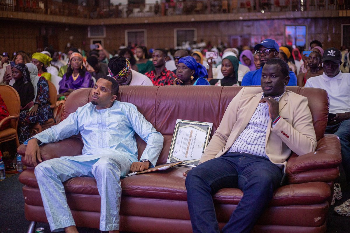 Champoetry1's tweet photo. Listening to the powerful collaboration between Omar Champion and Mamacita on #EndFGM in The Gambia.
Their voices are amplifying the urgent call for change and the protection of our girls.
Let’s stand together to #EndFGM now!
#TheHandShake
#PenchaMiHall https://t.co/SJl62SzTav