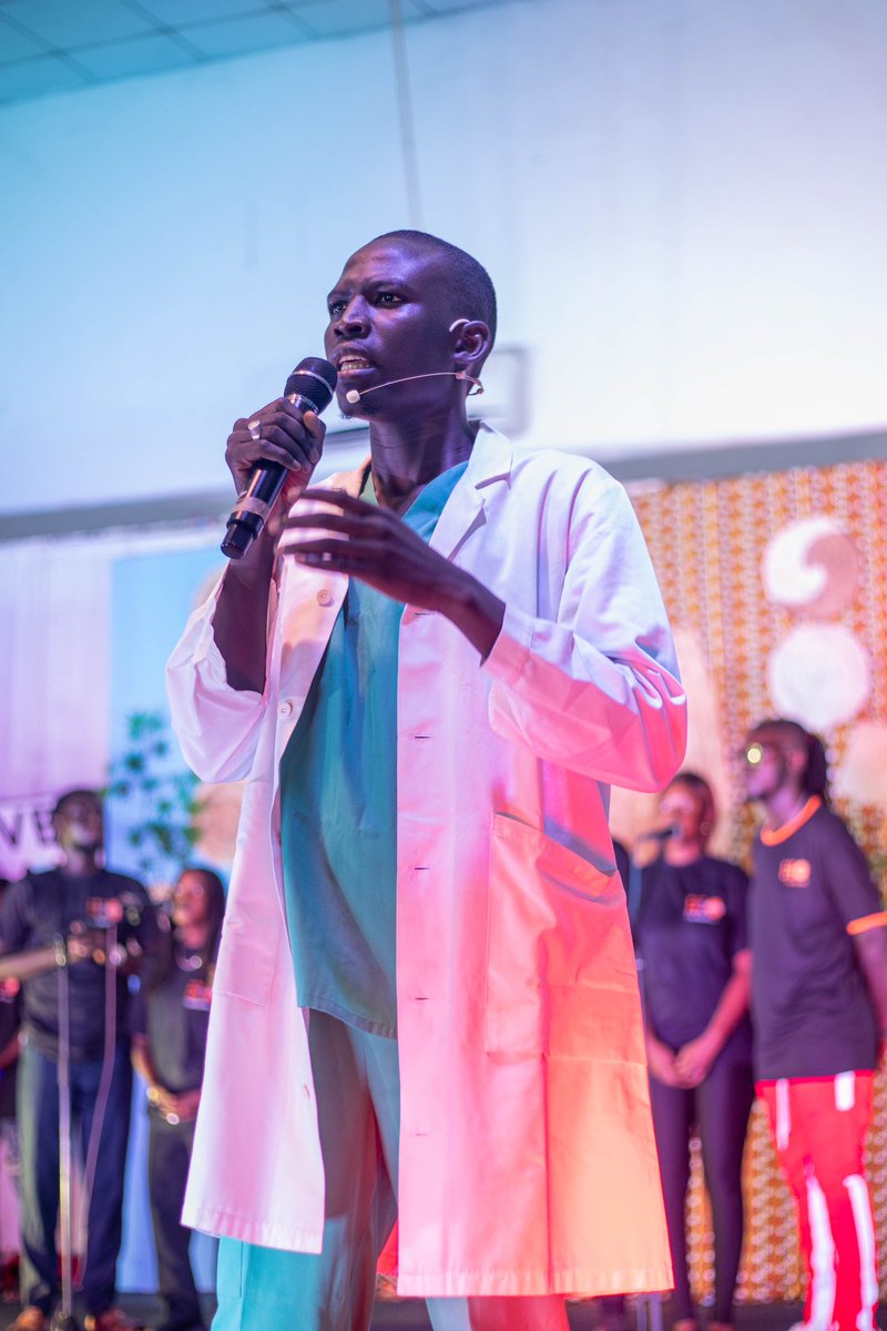 Champoetry1's tweet photo. Listening to the powerful collaboration between Omar Champion and Mamacita on #EndFGM in The Gambia.
Their voices are amplifying the urgent call for change and the protection of our girls.
Let’s stand together to #EndFGM now!
#TheHandShake
#PenchaMiHall https://t.co/SJl62SzTav
