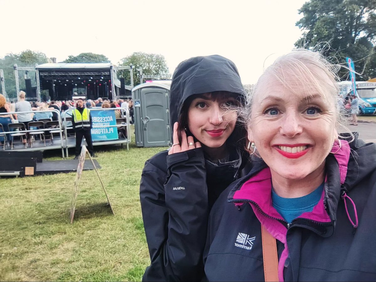 DeneezWilton's tweet image. A day out with my beautiful daughter at an old skool music concert. We had rain, wind, sunshine, sunsets, music and lots of dancing. #FeelingAlive