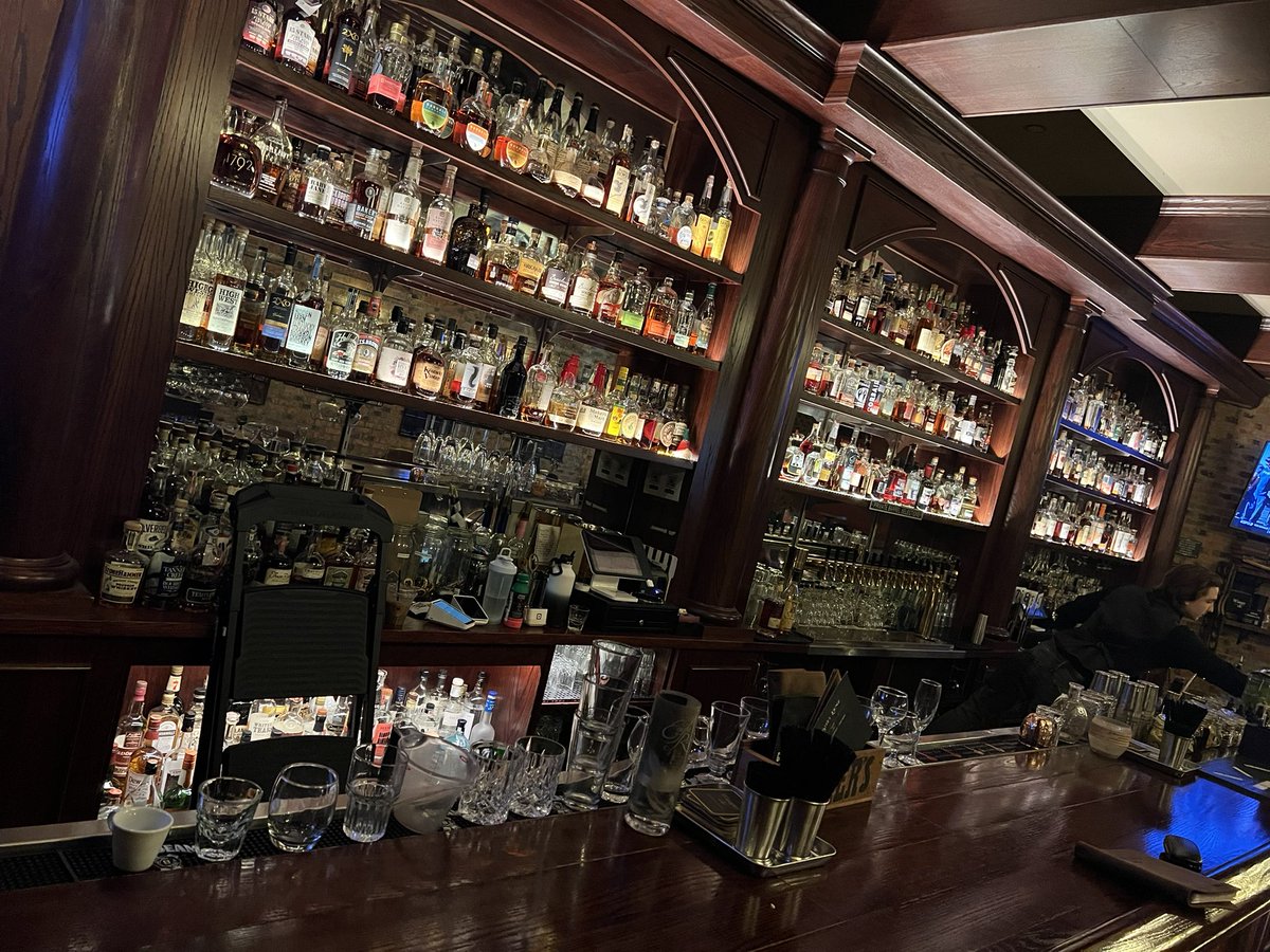 BitcoinSLO's tweet photo. Next stop #wiseguys for a pour of #Weller12 #Indiana #BOTTLEWORKS https://t.co/5tDg8gt46q