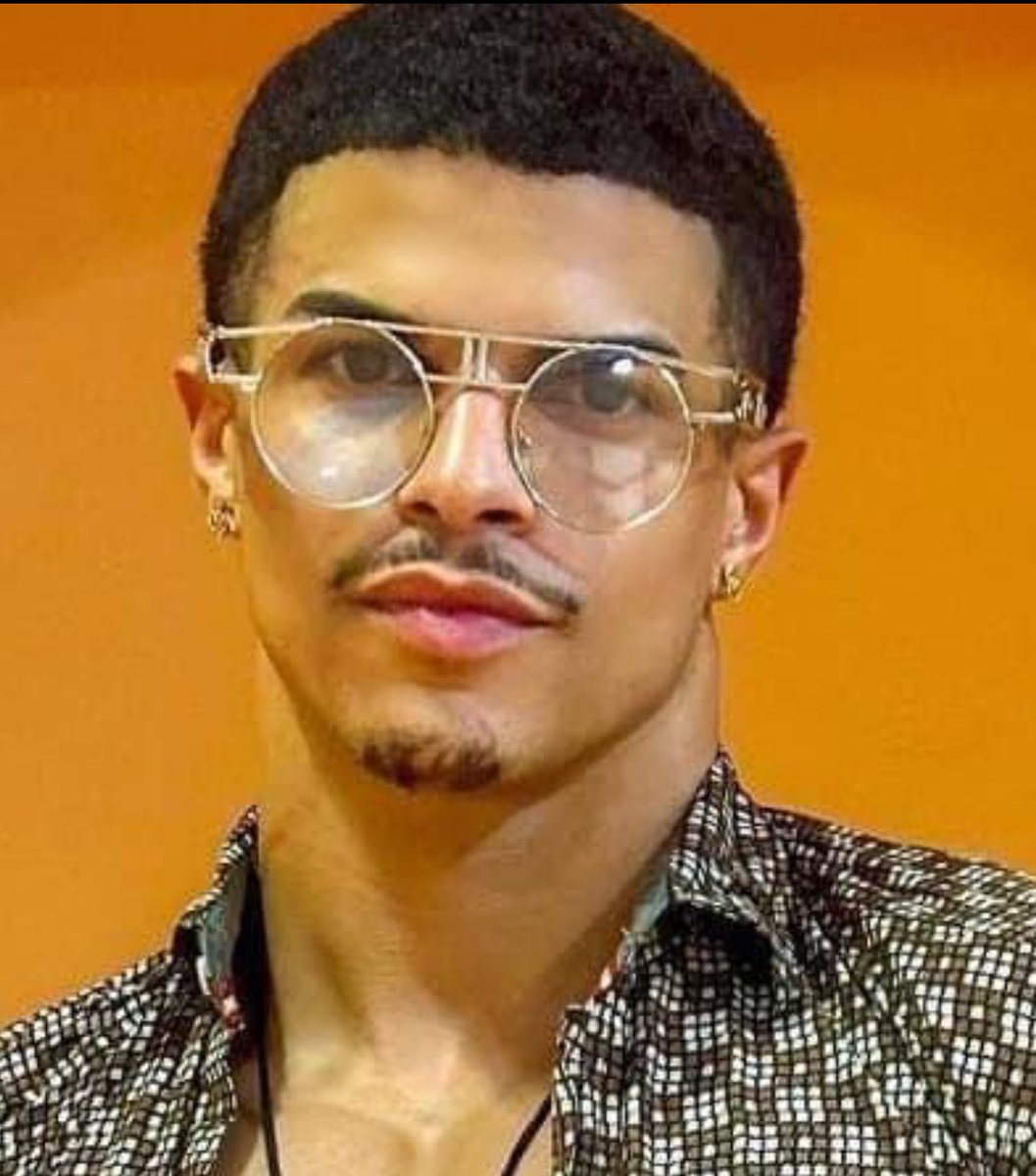 🚨HELP LOCATE🚨

BPD needs your help locating Julian Taylor Morris in relation to the Missing Person Investigation / Death Investigation of Deundray Cottrell.

Julian Morris
31 years old
B/M 5'6" 160 Pounds