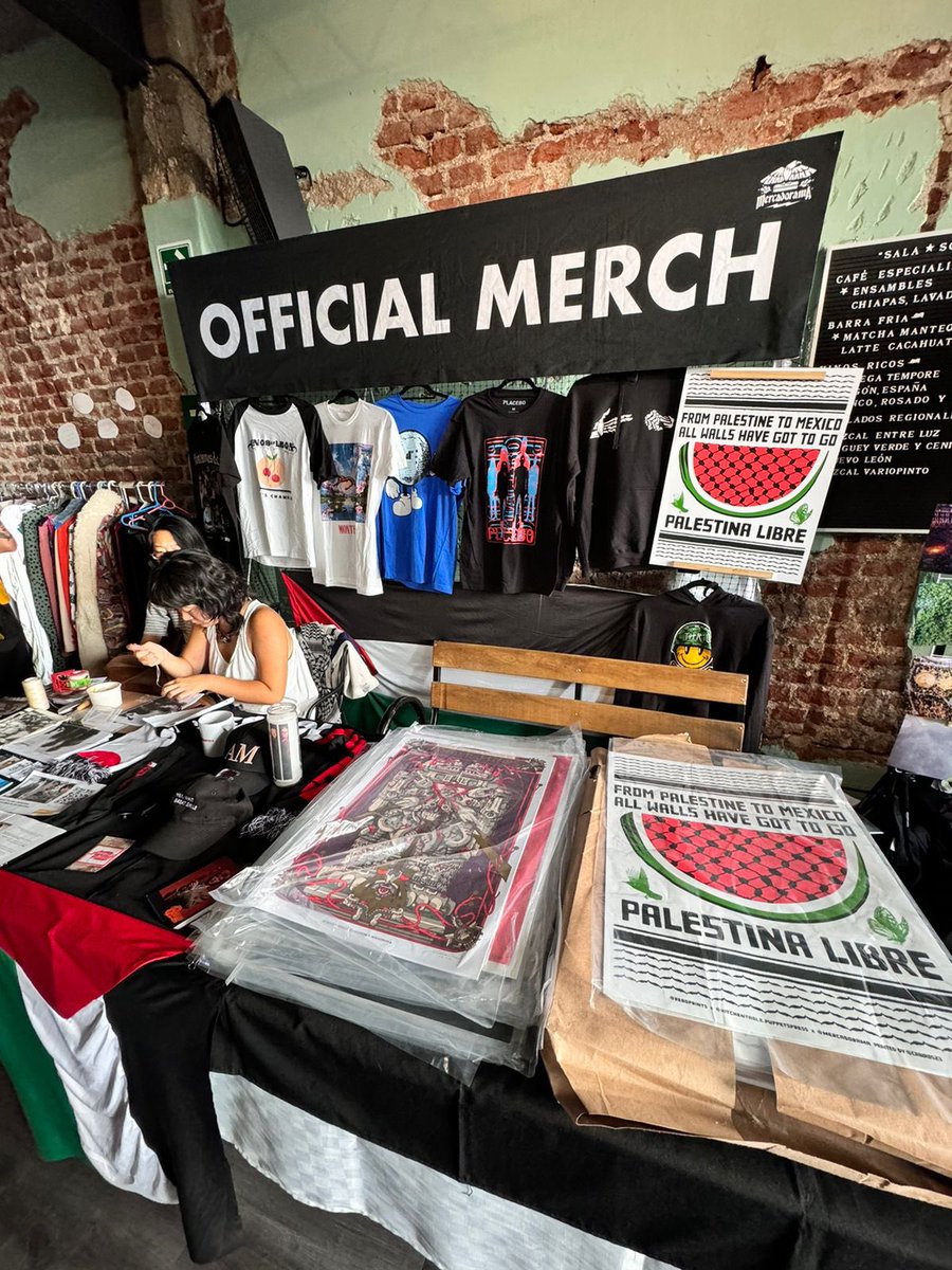 Gente triste con Poder tweet media