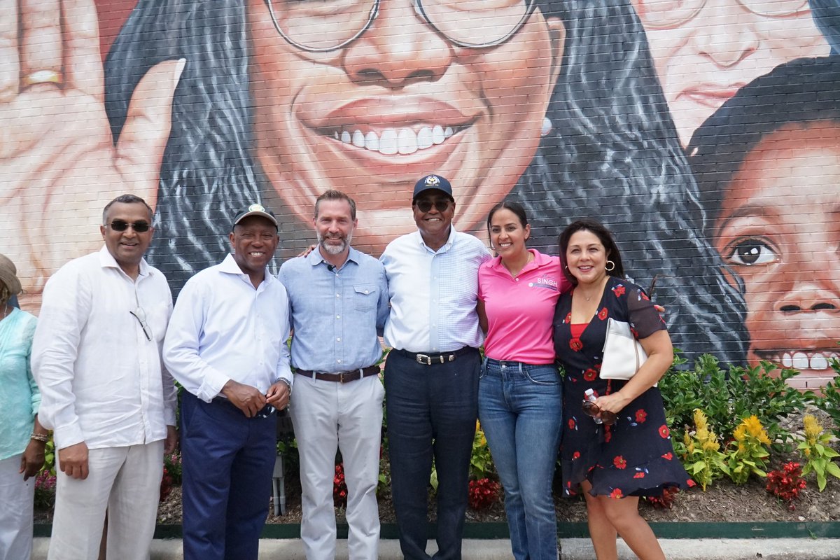 SylvesterTurner's tweet image. I have enjoyed watching Judge Singh’s  professional growth over the years as she has worked to ensure everyone is represented. 

Here’s to many more laughs, continued success, and blessings on this special day and the days to come.