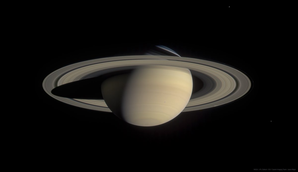 JPMajor's tweet photo. Cassini's view of Saturn on April 17, 2004 🪐 https://t.co/VT7ZBpjM7a